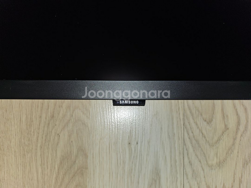 삼성 32인치 4K 모니터--8