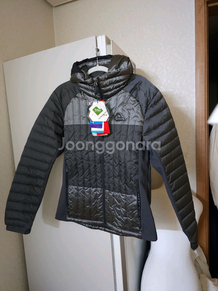 새상품)네파 여성 경량 구스다운 패딩 자켓 그레이--0