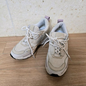 슈콤마보니 스니커즈 키높이운동화 235(송혜교신발)