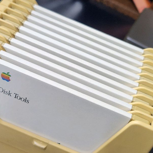 애플 맥킨토시 플로피 디스크 10개 + 보관함 2개