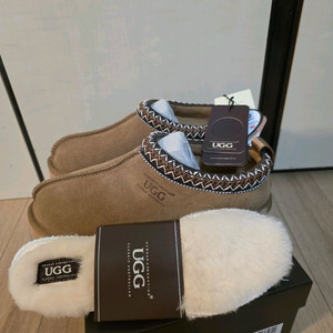 UGG 시드니 타스만 슬리퍼 체스트넛 38 새상품