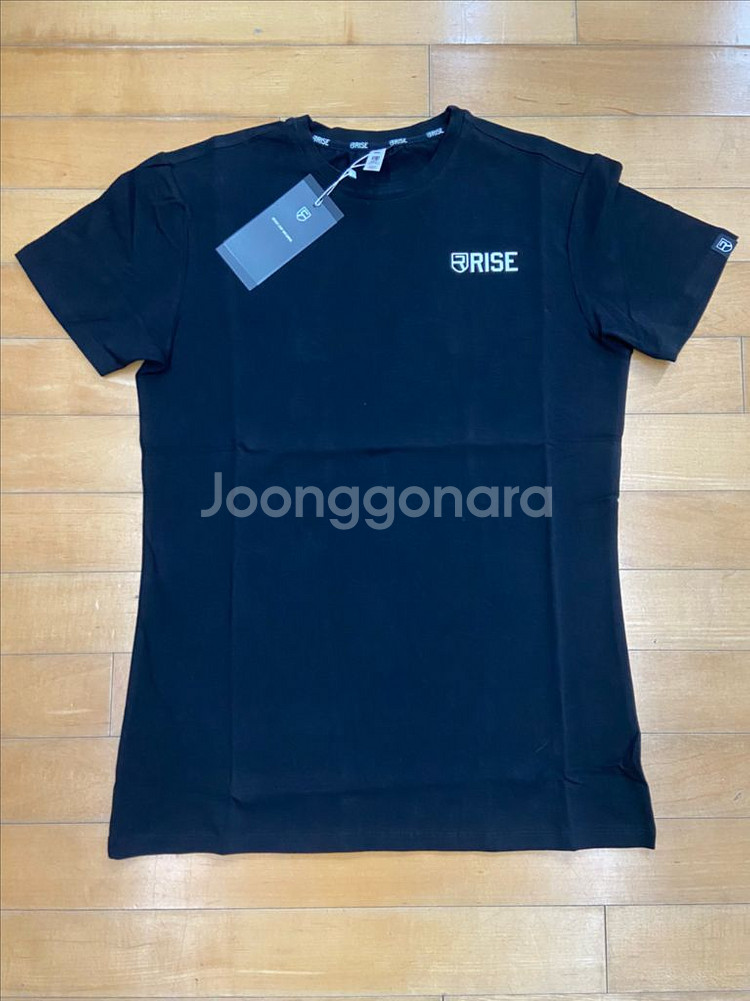 RISE 에센셜 티셔츠 2.0 새상품 S--0