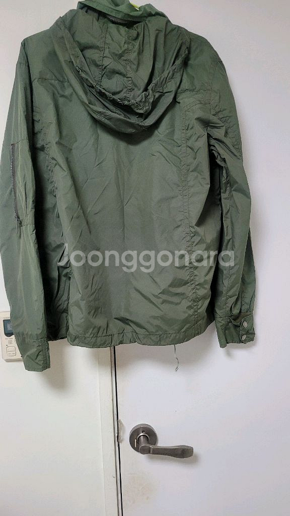 남성 야상 점퍼 XL 사이즈입니다색상은 카키색--1