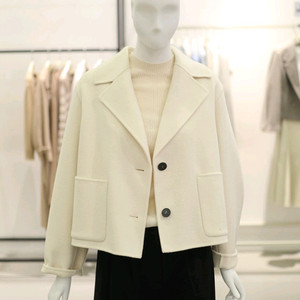 나이스클랍 캐시미어 아이보리 숏 코트 66.