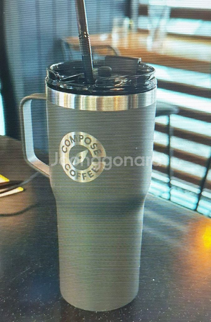 [미개봉]컴포즈커피 시그니처 텀블러 그레이 600ml--2