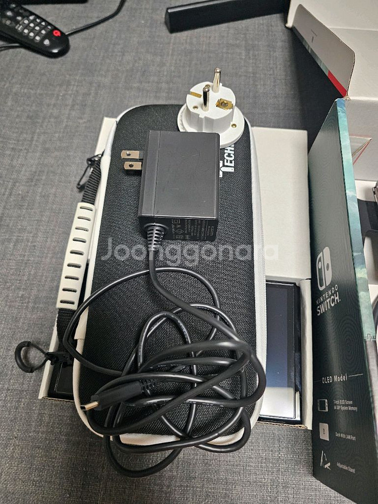 닌텐도 스위치 OLED 젤다 에디션 풀박스 판매합니다--4