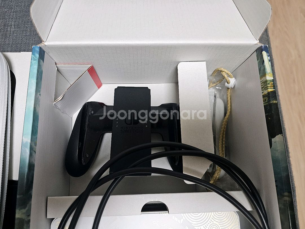 닌텐도 스위치 OLED 젤다 에디션 풀박스 판매합니다--6