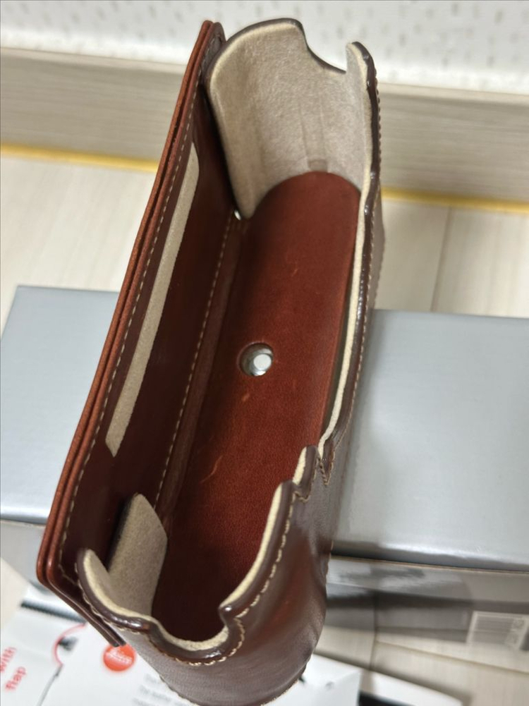 라이카 m10 정품 프로텍터 케이스--3