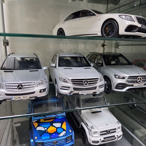 1/18 메르세데스 벤츠 노레브 미챔 SUV 다이캐스트