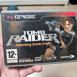 N-Gage 툼레이더 게임
