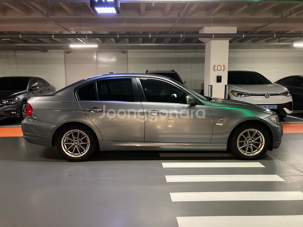 BMW E90 320D LCI 2011년--3