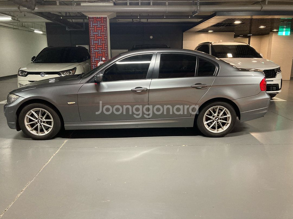BMW E90 320D LCI 2011년--1