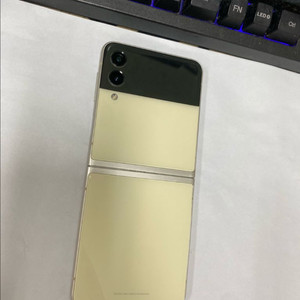 SK 갤럭시Z플립3 크림 외관깔끔 256GB 무잔상 멍