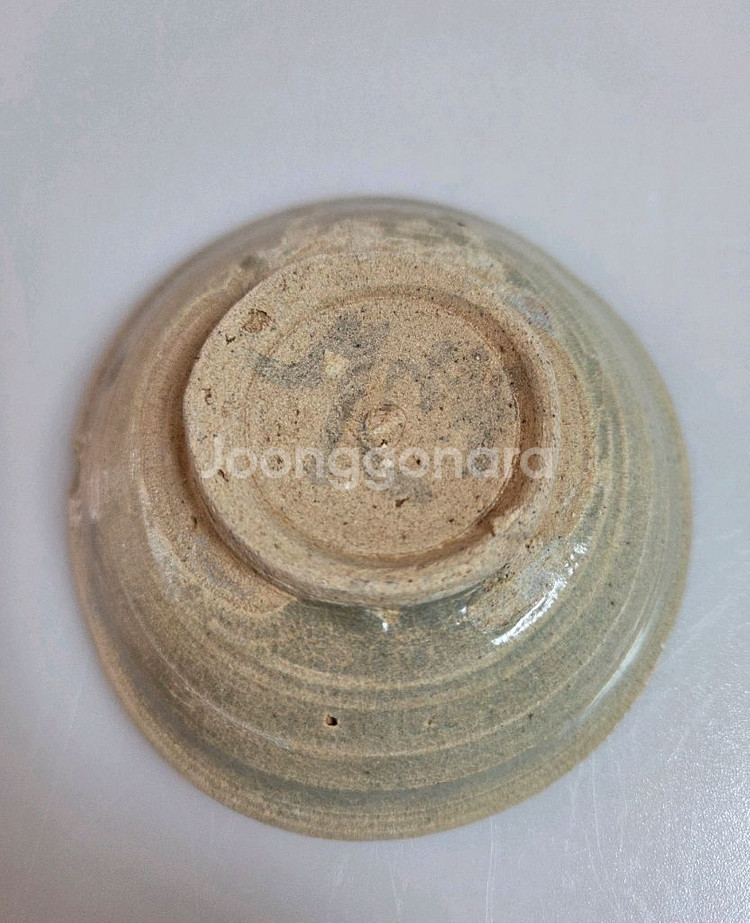 고미술품 배모양을 한 조선전기 무지 분청사기잔--3