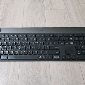 로지텍 크래프트 키보드