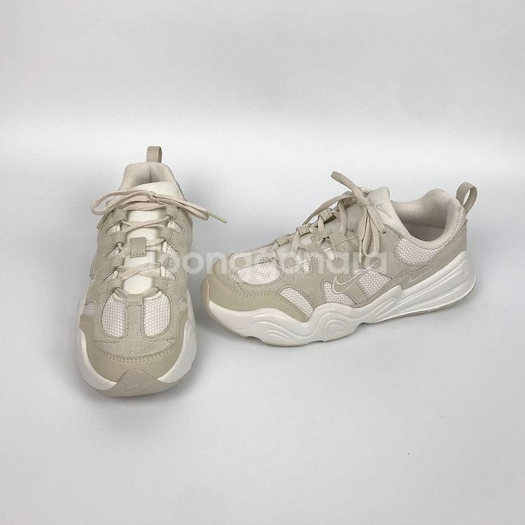 나이키 테크 헤라 운동화 신발 여성245--0