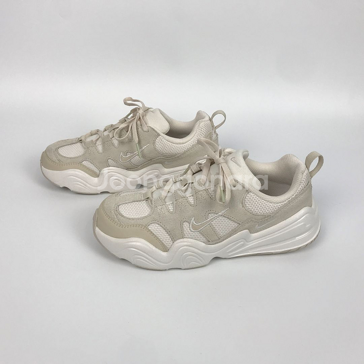 나이키 테크 헤라 운동화 신발 여성245--3