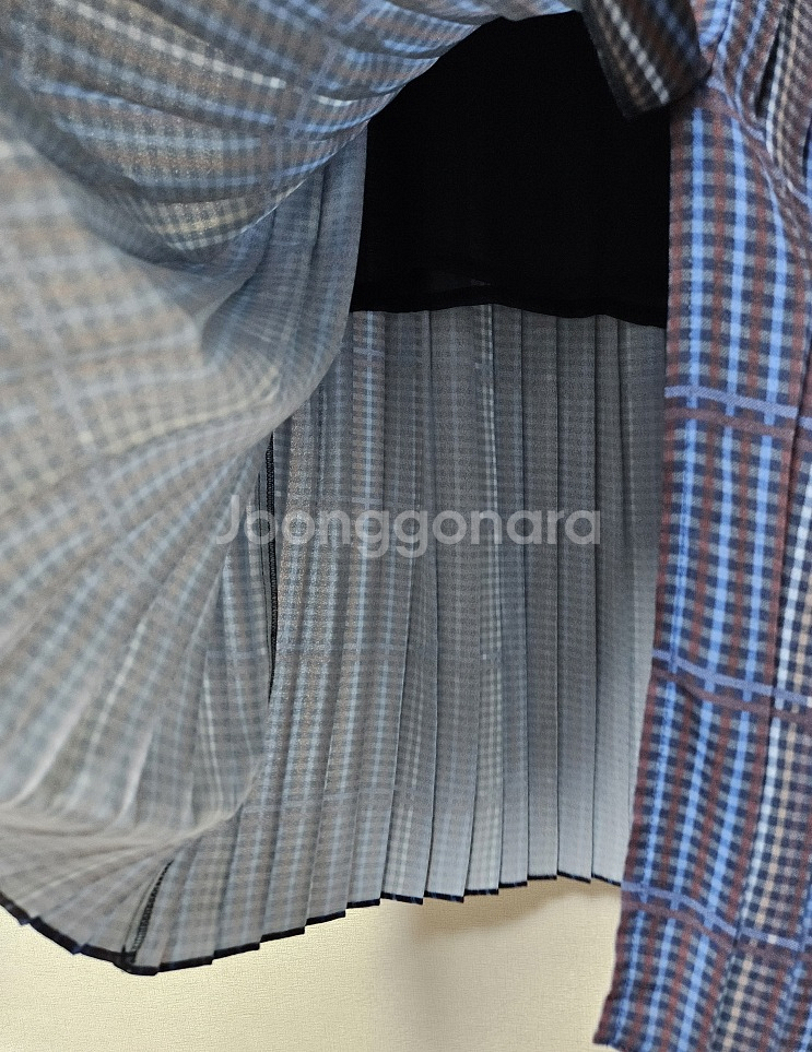 써스데이 아일랜드 체크 플리츠 스커트 s사이즈--7