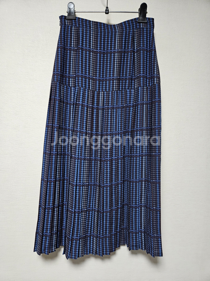 써스데이 아일랜드 체크 플리츠 스커트 s사이즈--8