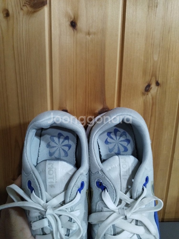 245mm 나이키 에어맥스 모티프 운동화--5