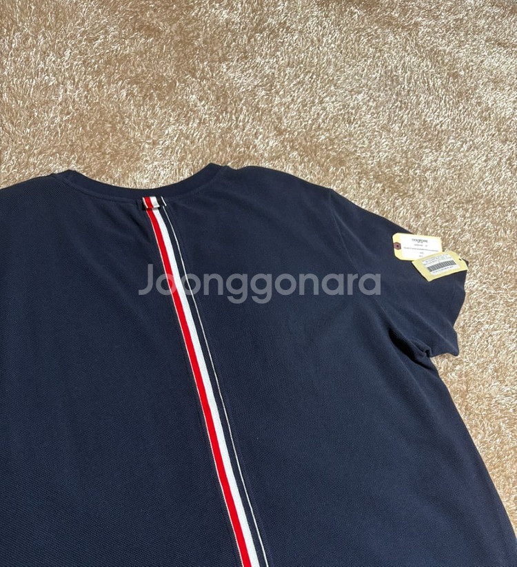 톰브라운 백삼선 반팔티 네이비--0