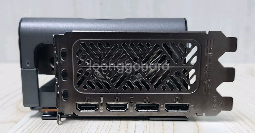 사파이어 라데온 RX 7900XTX 니트로--5