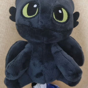 드래곤 길들이기 투슬리스 가방고리 (시팅) 양도