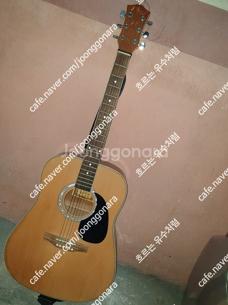 노웰 통기타 중고 중국제조 ( 4만원 택배시 1만원 추--0