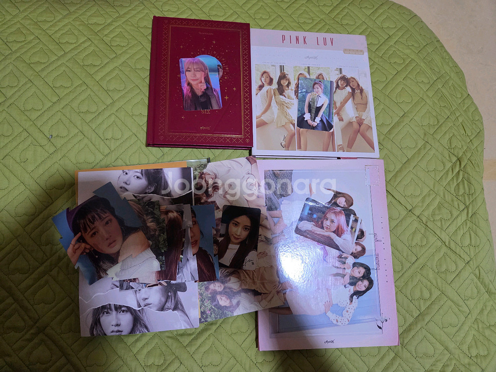에이핑크 앨범 8장 판매(포카등 구성품 있음)--0