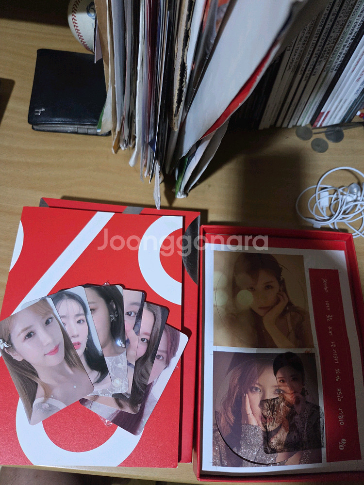 에이핑크 앨범 8장 판매(포카등 구성품 있음)--4