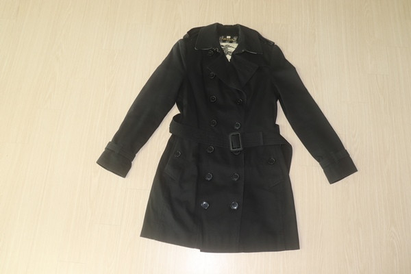 (55) 버버리/블랙 트랜치코트--2
