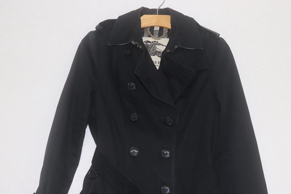 (55) 버버리/블랙 트랜치코트--1