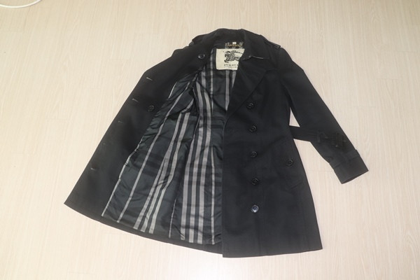 (55) 버버리/블랙 트랜치코트--4