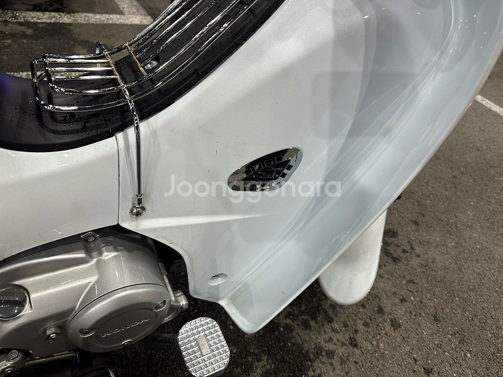 23슈퍼커브 화이트--6