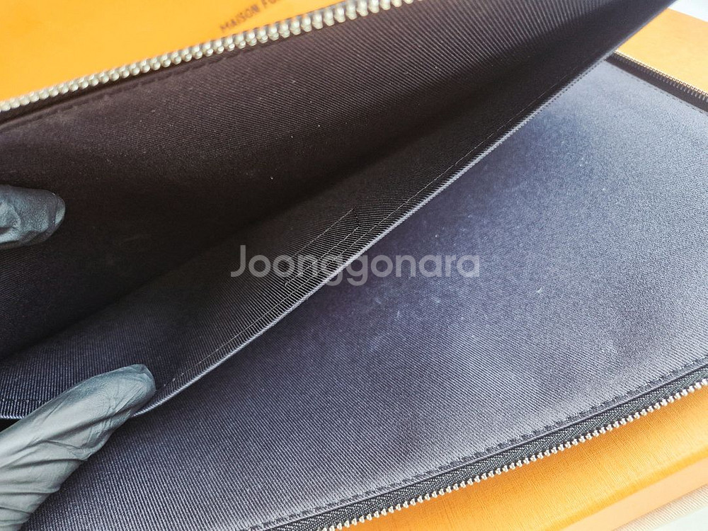 루이비통 클러치백--7