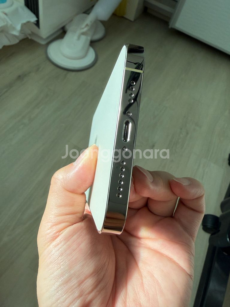 아이폰 14 Pro Max 1TB 골드 색상 자급제--5