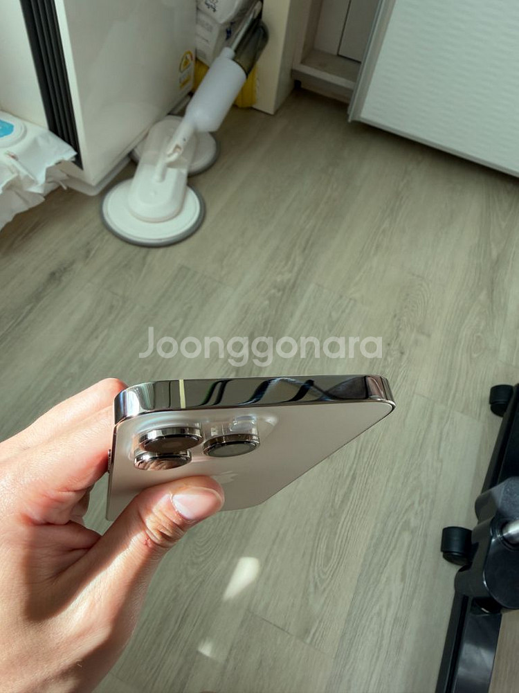아이폰 14 Pro Max 1TB 골드 색상 자급제--3