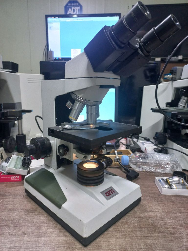 벨기에 CETI 쌍안생물현미경 싸게판매합니다 이미지