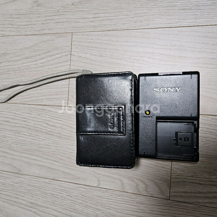 Sony Cybershot DSC-T20 화이트 디카--9