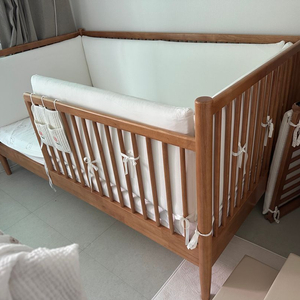 (급매)원목가드침대 (프레임,매트리스,가드쿠션)