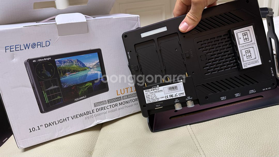 Feelworld LUT11은 10.1인치 터치 스크린--0