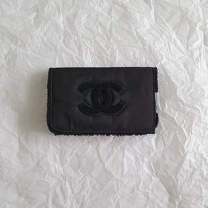 샤넬 로고 테리 퍼 파우치 미니 클러치