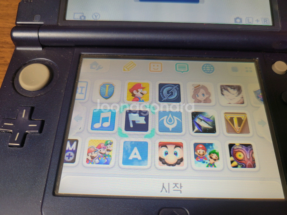 닌텐도 뉴3dsxl 3ds new 3ds xl 팔아요--3