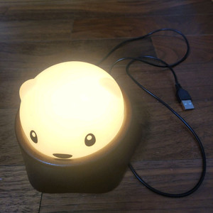 (가격내림) 빼꼼 터치터치 두더지 무드등 USB충전식
