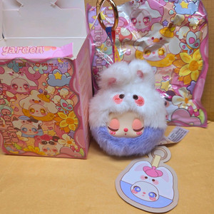 베이비쓰리 릴라의 정원 키링 토끼 인형 새상품 정품.