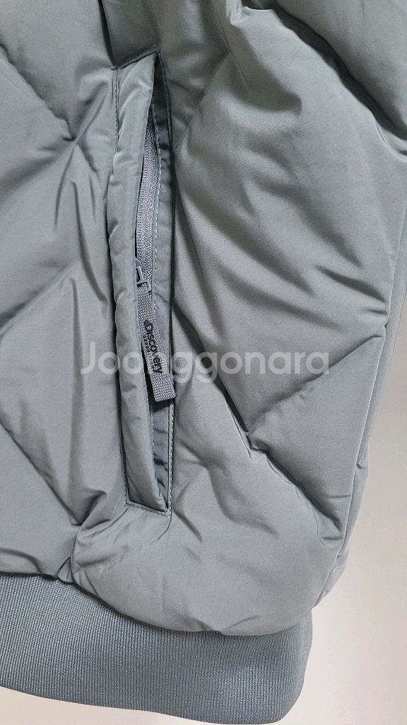 새상품)디스커버리 남성 구스다운 튜브 경량패딩--8