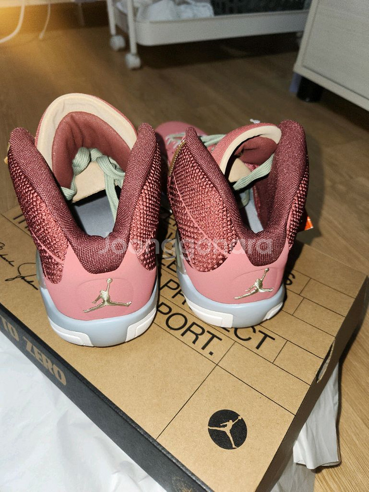 [새상품]조던 38 루나 뉴 이어 팝니다--3