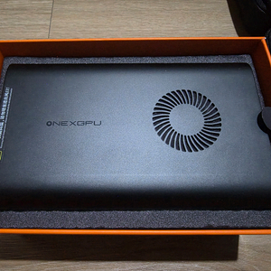 onexgpu 7600m xt