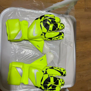 나이키 GK Grip3 골기퍼 장갑9/10사이즈