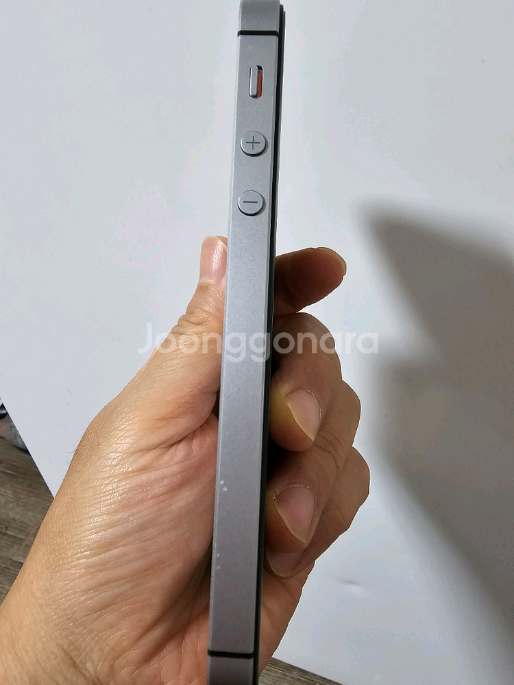 c39. 아이폰 se1 128GB--7